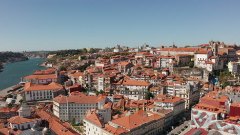 Aerial-Shot-of-the-Coastal-Northern-City-of-Porto,-Portugal