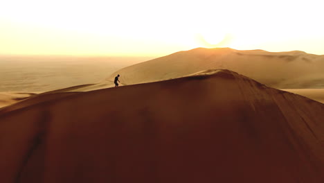 Einsamkeit-In-Der-Wüste