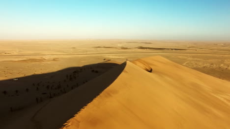 Die-Weite-Der-Wüste
