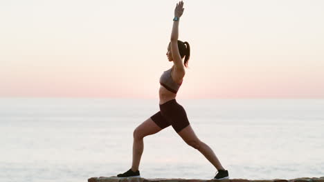 Yoga-Ist-Die-Perfekte-Übung-Zum-Dehnen