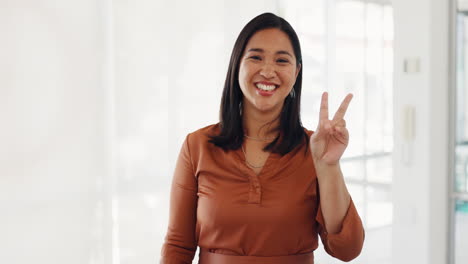 Business-woman,-face-or-peace-sign-in-modern