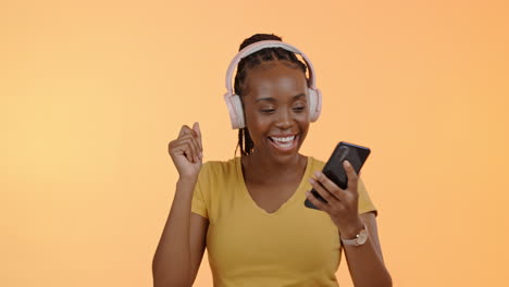 Headphones,-music-and-black-woman-dancing