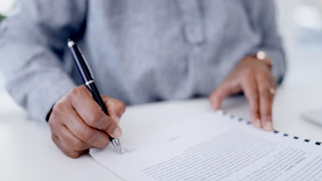 Woman,-hands-and-pen-signing-contract