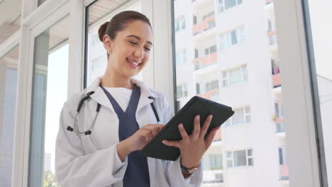 Tablet,-satisfied-and-happy-female-doctor