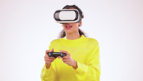 VR,-Brille-Und-Siegreiche-Gamer-Frau-Isoliert
