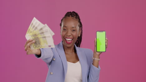 Black-woman,-money-and-phone-with-green-screen