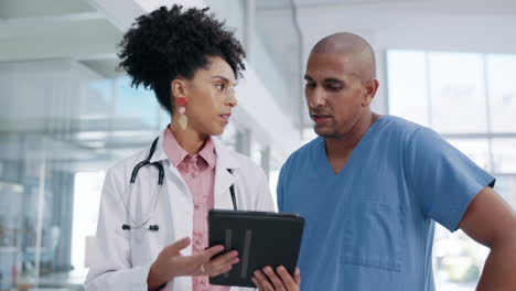 Discussion,-tablet-and-frustrated-doctors-working
