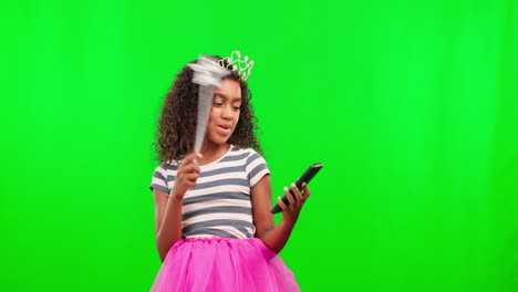 Phone,-girl-and-princess-on-green-screen
