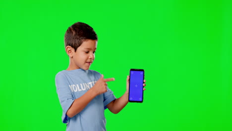 Green-screen,-phone-and-volunteer-child-pointing