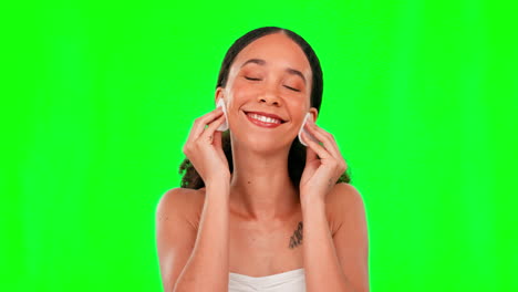 Beauty-pads,-cotton-and-woman-on-green-screen