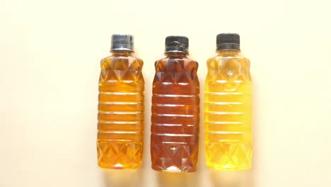 Yellow-sunflower-oil-bottle-on-table