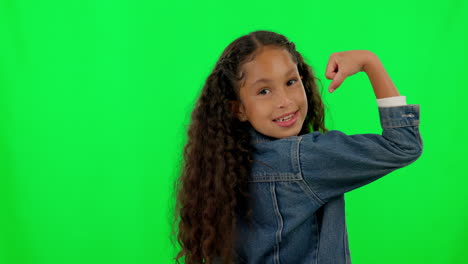 Girl-child,-strong-muscle-and-green-screen
