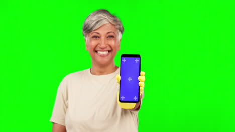 Green-screen,-phone-or-senior-happy-woman