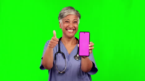 Green-screen-phone,-old-woman