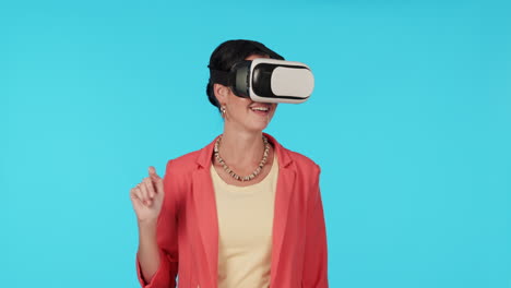 Frau,-Virtuelle-Realität-Und-Presse-Auf-Dem-Bildschirm