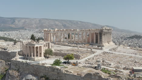 Die-Akropolis-Von-Athen,-Gesehen-Vom-Hügel-Der-Musen-In-Griechenland-Bei-Tageslicht